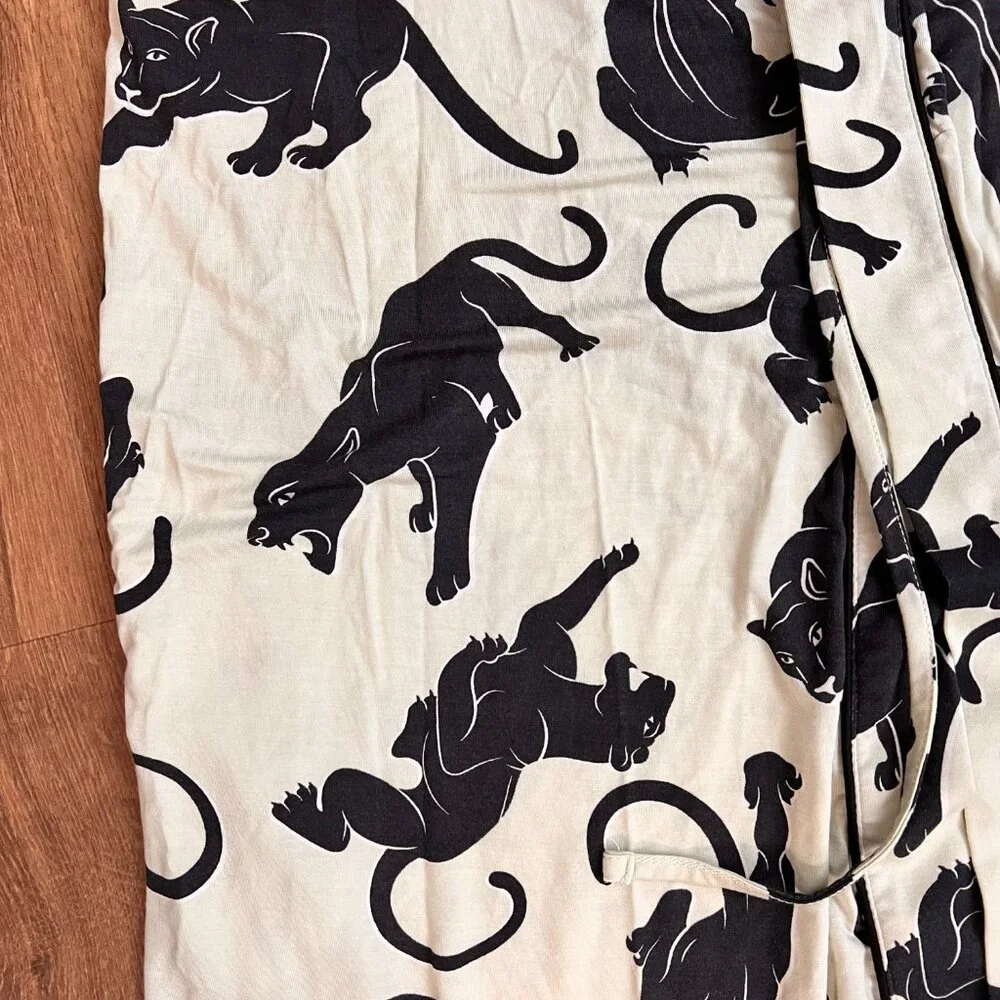 Kilo Brava Panther Short Loungewear Robe Sz L